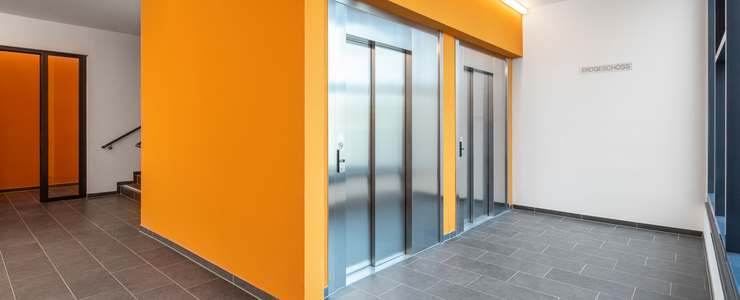 Ein Lift ist ein wichtiger Faktor der zu barrierefreiem Wohnen beiträgt.