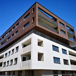 Das Wohnbauprojekt in Wien 23, das im Mai 2019 übergeben wird, von außen.