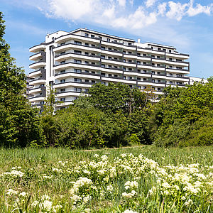 HOCHH(IN)AUS mit Mischek: Ein grünes Juwel am Wienerberg, das 117 freifinanzierte Eigentumswohnungen bietet.