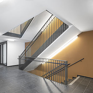 Das in der Kugelmanngasse 1A von Mischek Bauträger erbaute Wohnhaus von außen.