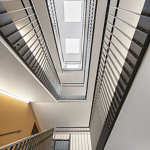 Das in der Kugelmanngasse 1A von Mischek Bauträger erbaute Wohnhaus von außen.