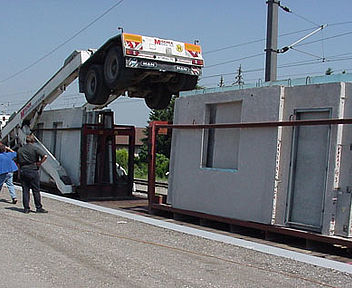 Verladung von Mischek