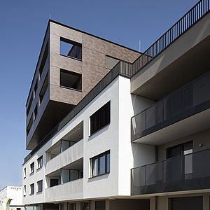 Das Wohnhaus in der Carlbergergasse 97 in Wien 23, Liesing.