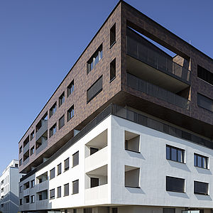 Das Wohnhaus in der Carlbergergasse 97 in Wien 23, Liesing.